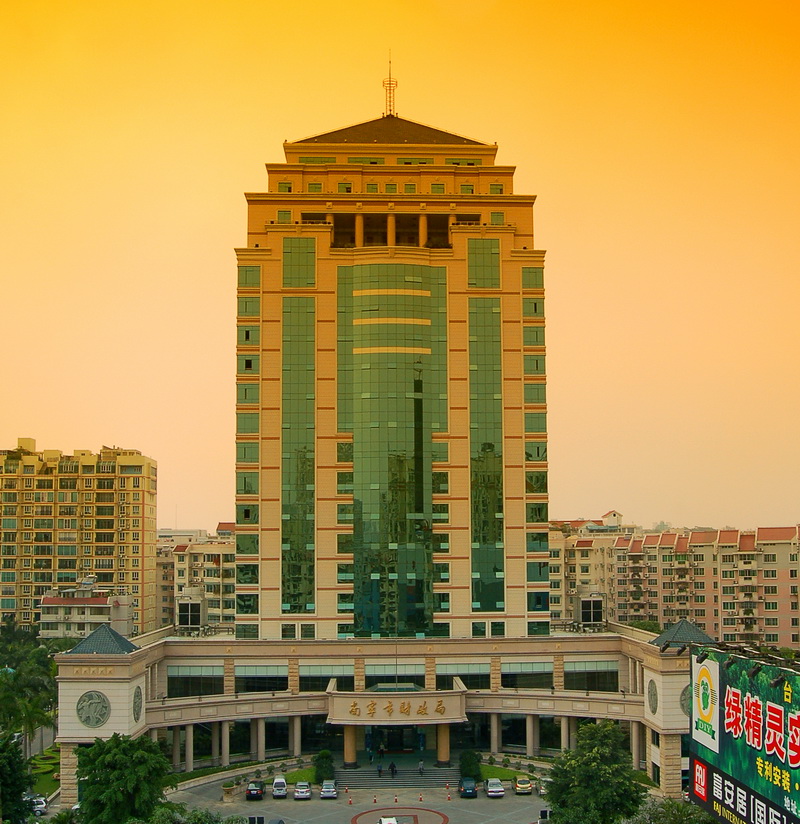 南宁财政局业务综合楼，全国建筑工程装饰奖.jpg